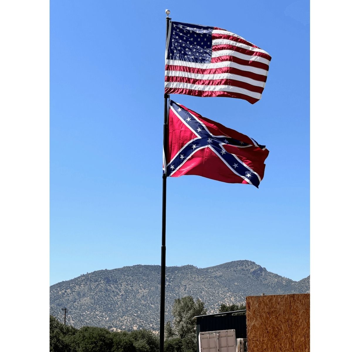 Ultimate Flags - Confederate Battle Flag Replica